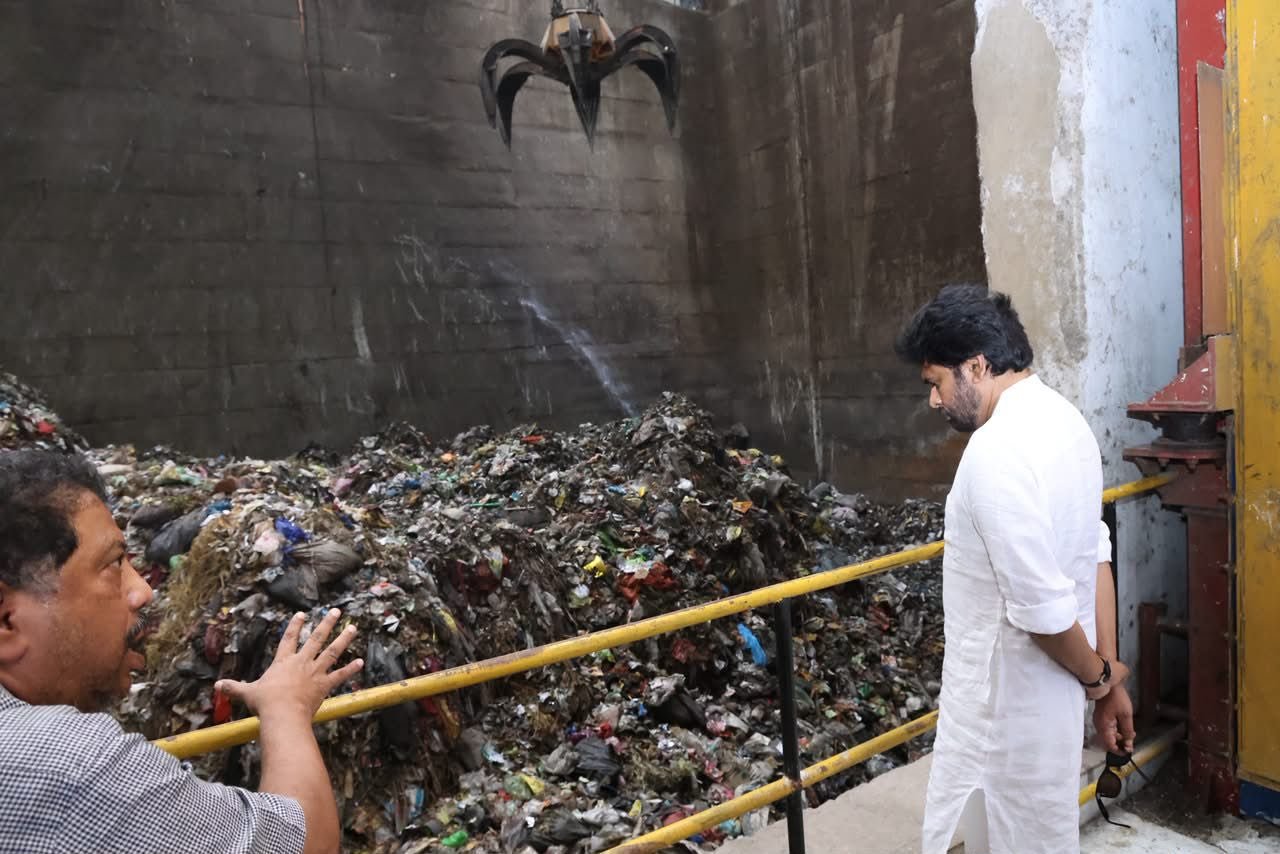 AP DCM  Pawan Kalyan : కాలుష్యరహిత గోదావరి పుష్కరాలే లక్ష్యం - చెత్త నుంచి సంపద సృష్టించాలి: పవన్ కళ్యాణ్