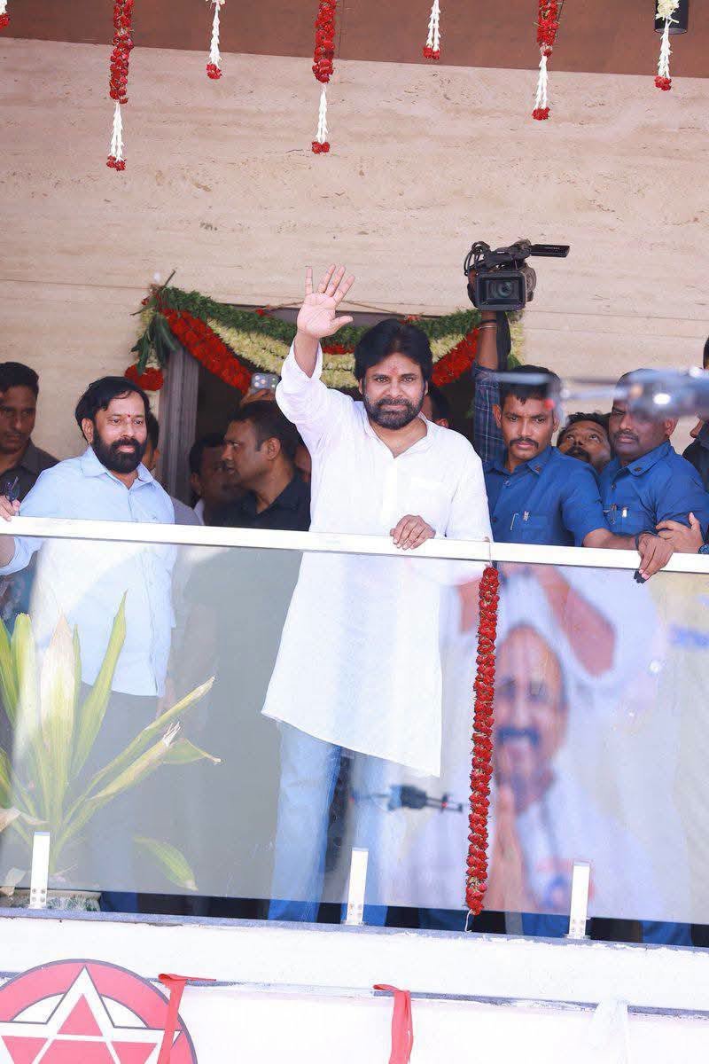 హైదరాబాద్‌లో జనసేన తెలంగాణ రాష్ట్ర కార్యాలయం ప్రారంభం