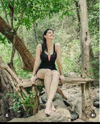 Heroine Meenakshi Chaudhary : ఇండస్ట్రీలో సెన్సేషన్‌గా మారిన మీనాక్షి చౌదరి – వరుస హిట్స్‌తో క్రేజీ హీరోయిన్‌గా దూసుకెళ్తున్న స్టార్ బ్యూటీ