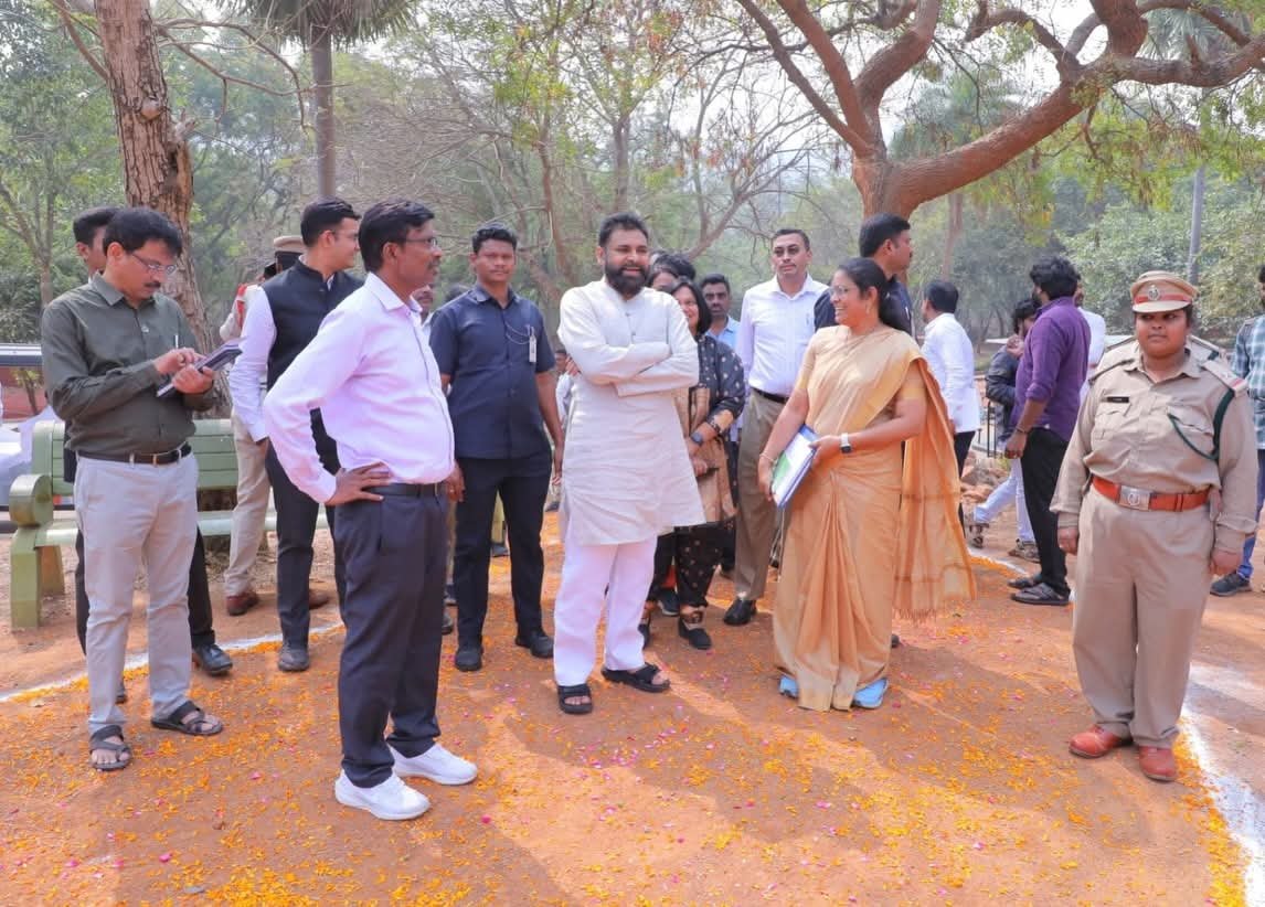 AP deputy CM Pawan Kalyan : విశాఖ జూ పార్క్‌ను పరిశీలించిన ఉప ముఖ్యమంత్రి పవన్ కళ్యాణ్