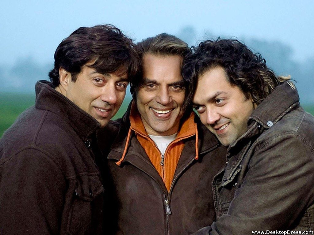 బాలీవుడ్ లెజెండ్రీ నటుడు ధర్మేంద్ర కన్నుమూశారు