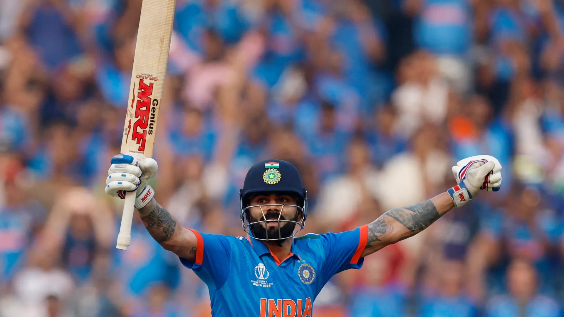 Virat Kohli breaks Sachin Tendulkar's ODI record  :విరాట్ కోహ్లి సెంచరీతో సచిన్ రికార్డు సమం: కింగ్ కోహ్లి మరో ఘనత