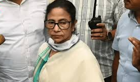 Mamata Banerjee  : మమత ధర్నాకు నేతల డుమ్మా.. టీఎంసీలో సంక్షోభ సంకేతాలా?