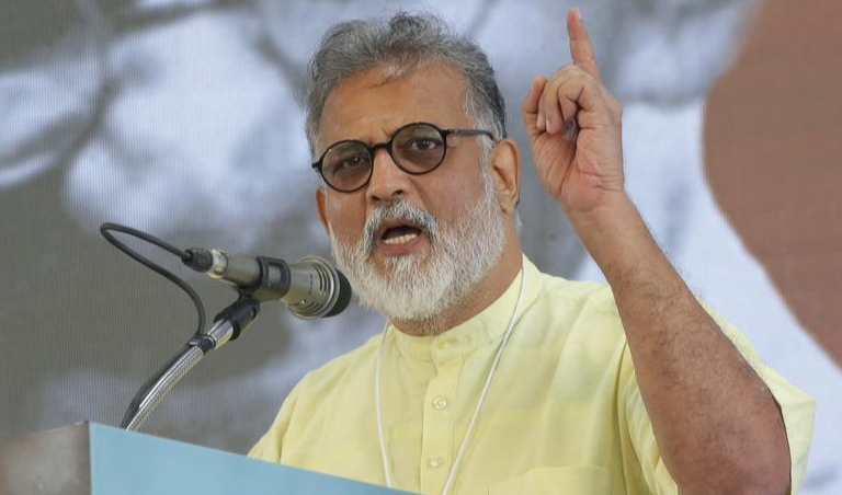 Tushar Gandhi గాంధీ సరోవర్ ప్రాజెక్ట్‌పై తుషార్ గాంధీ ట్వీట్.. రాజకీయ చర్చకు దారి