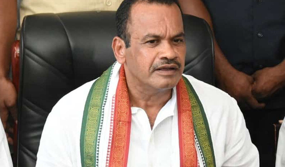 komatireddy venkat reddy demands apology from ap deputy cm : పవన్ కల్యాణ్‌కు రాజకీయాలు తెలియవన్న మంత్రి కోమటిరెడ్డి – క్షమాపణ చెప్పాలంటూ డిమాండ్