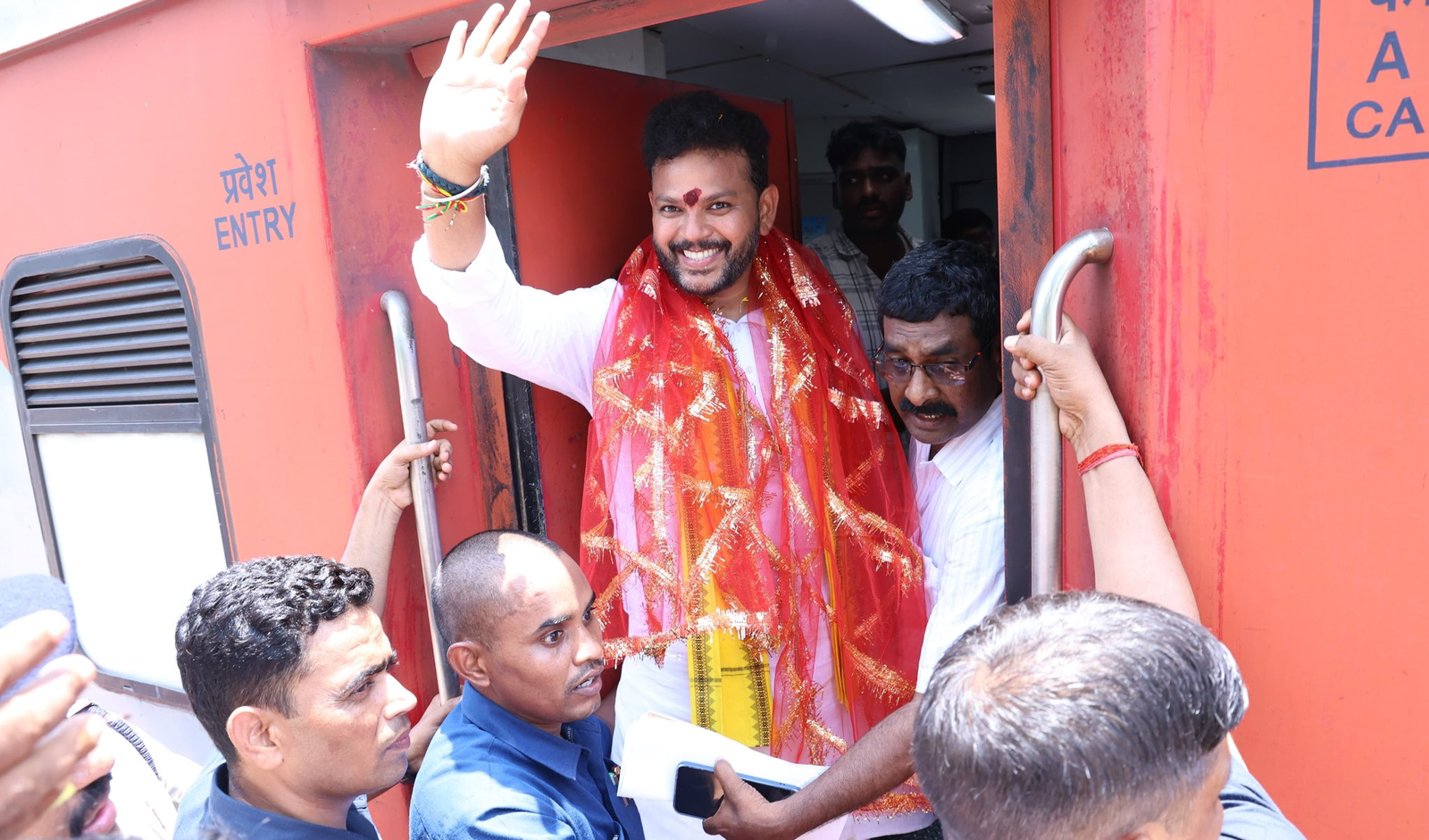 Union Minister Rammohan Naidu : సౌత్ కోస్ట్ రైల్వే జోన్ ప్రారంభోత్సవ వేడుకల్లో పాల్గొన్న రామ్మోహన్ నాయుడు