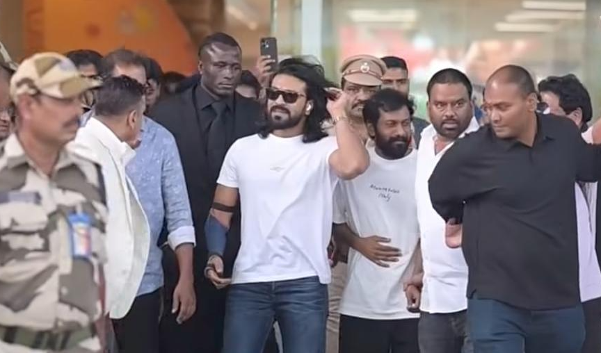 GetReadyForPeddi : పెద్ది' జోష్‌తో విజయవాడ సందడి.. రామ్ చరణ్, జాన్వీ కపూర్‌కు ఘన స్వాగతం