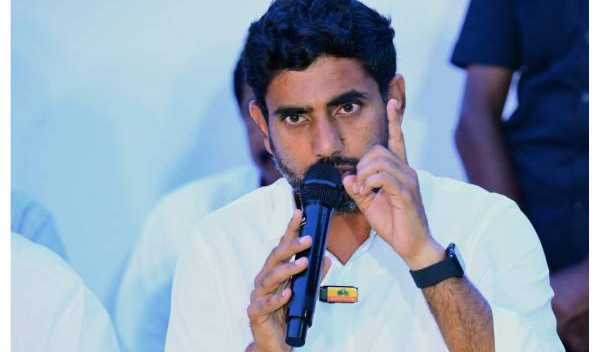 Nara Lokesh : నంద్యాలలో వైఎస్ఆర్ విగ్రహం ధ్వంసం.. రాజకీయంగా వేడెక్కిన వివాదం