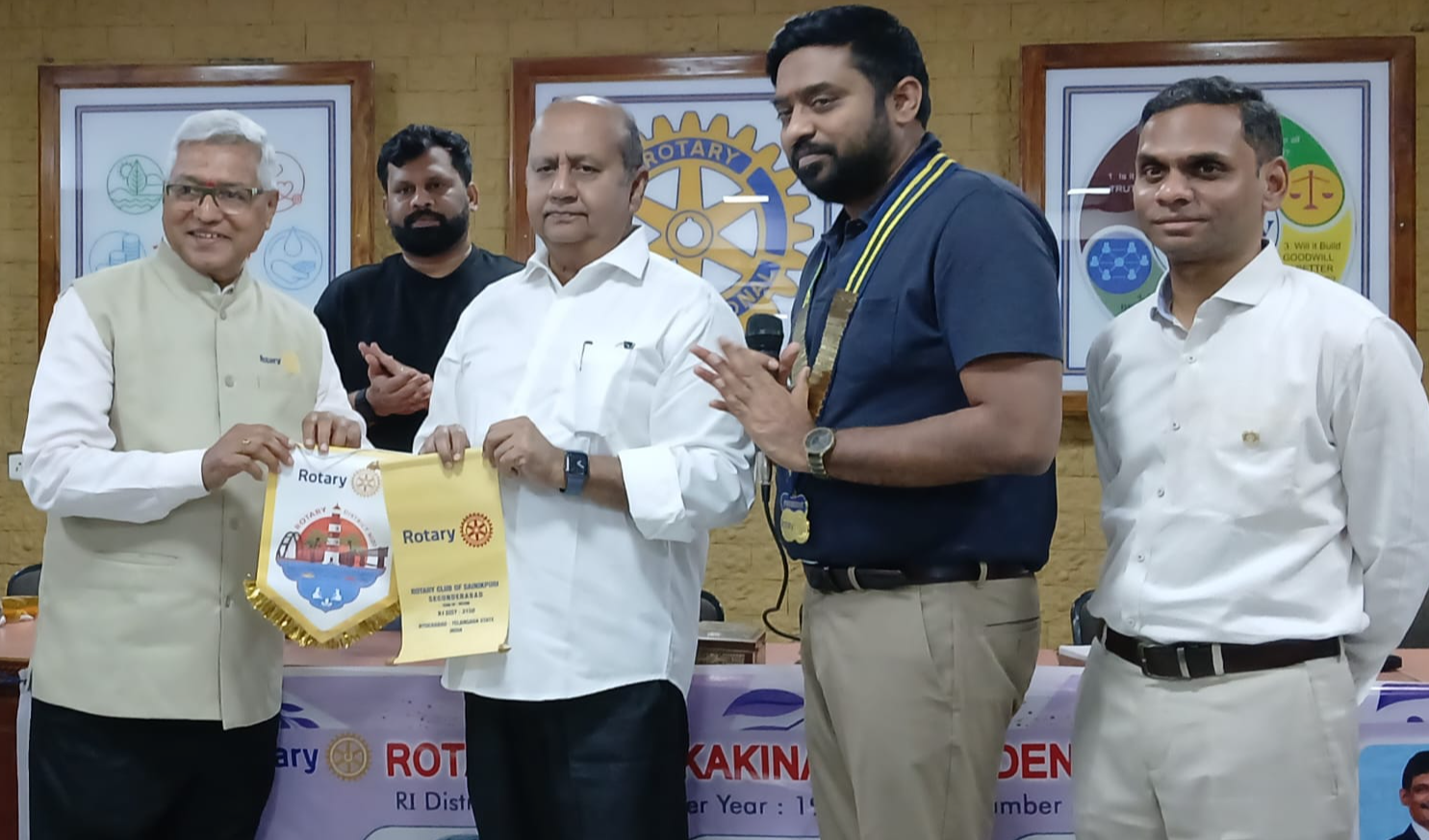 Kakinada :  గుండె జబ్బులపై అవగాహన అత్యవసరం: డా. దుర్గా పవన్