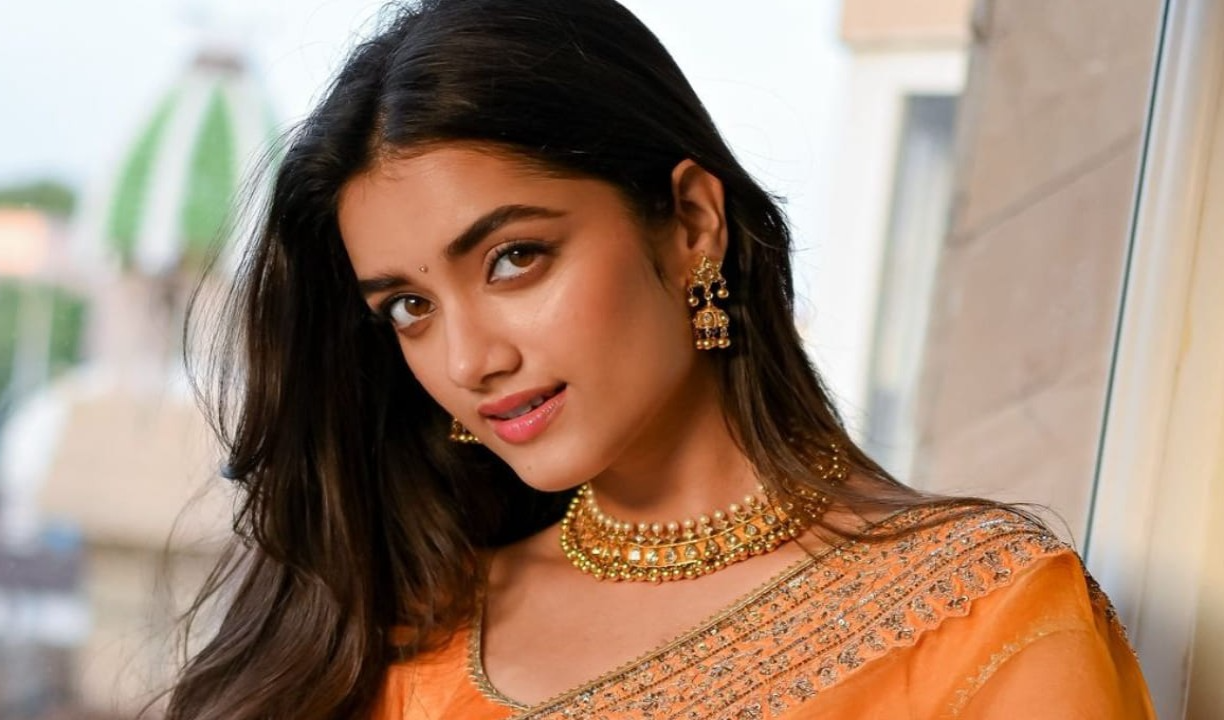 Bhagyashree Borse  : రామ్ పోతినేని ‘ఆంధ్రా కింగ్ తాలూకా’: భాగ్యశ్రీ బోర్సే హృదయానికి హత్తుకునే మహాలక్ష్మి పాత్రలో