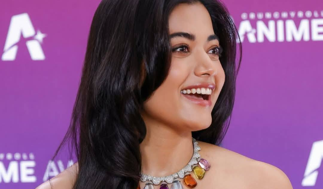 Rashmika Mandanna : క్రంచీరోల్ అనిమే అవార్డ్స్‌లో రష్మిక మెరుపులు.. బ్లాక్ గౌన్‌లో ఆకట్టుకున్న నేషనల్ క్రష్