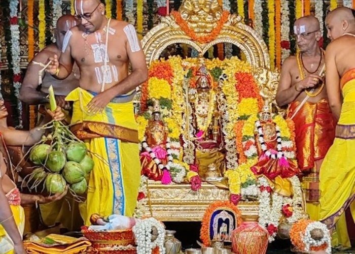 ఏడాదిలో 12 గంటలే దర్శనం.. సింహాచలం అప్పన్న మహిమ!