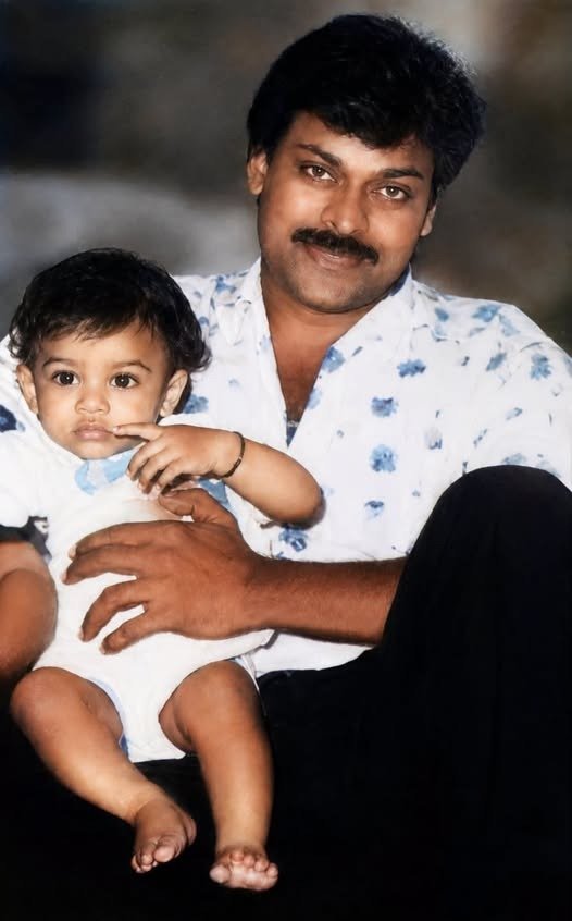 చిరంజీవే నా ఇంటి పేరు, చిరునామా: సాయి ధరమ్ తేజ్