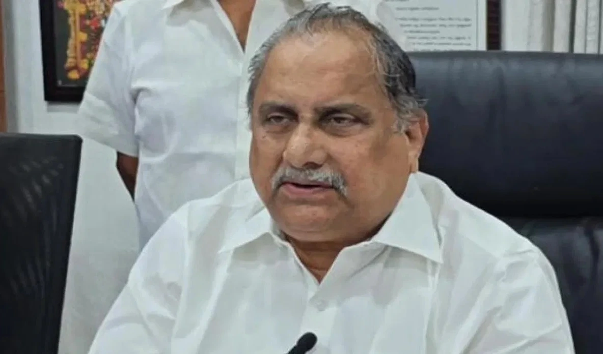 మాజీ మంత్రి ముద్రగడ పద్మనాభం కన్నుమూత