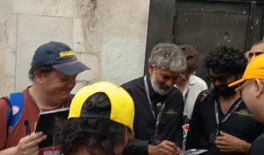 ప్రపంచవ్యాప్తంగా కొనసాగుతున్న RRR మూవీ క్రేజ్