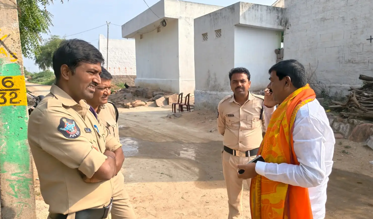 ఎమ్మెల్యే విరుపాక్షి హౌస్ అరెస్ట్.. టీడీపీపై విమర్శలు