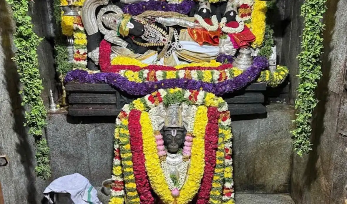 బోలికొండపై స్వయంభువుగా వెలసిన రంగనాథ స్వామి