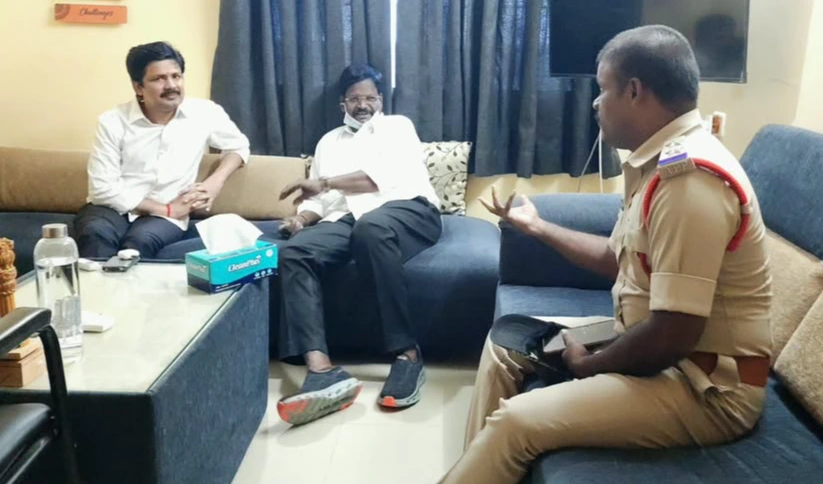 తిరుపతిలో ఎంపీ గురుమూర్తి, ఎమ్మెల్సీ హౌస్ అరెస్ట్