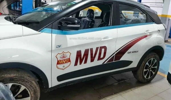 ఈవీల ట్యాక్సీ రిజిస్ట్రేషన్‌పై MVD క్లారిటీ