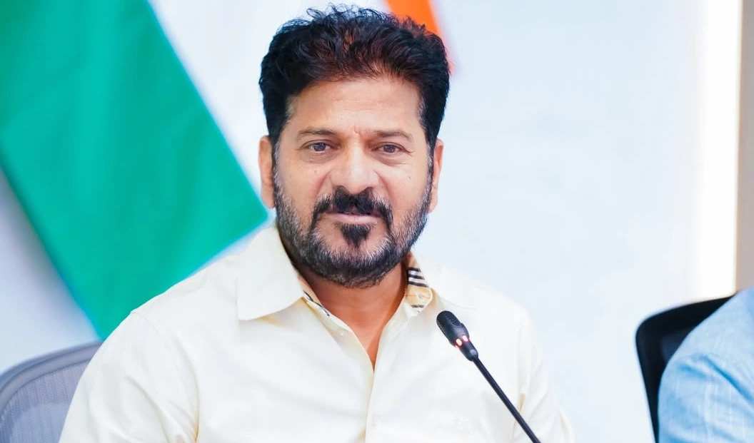 హైదరాబాద్ మెట్రో ఫేజ్-IIపై కేంద్రానికి సీఎం లేఖ