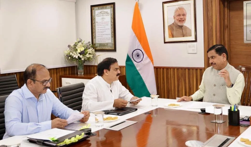 ఏపీలో 1,000 మీ మార్ట్స్.. నాదెండ్ల ఒప్పందం