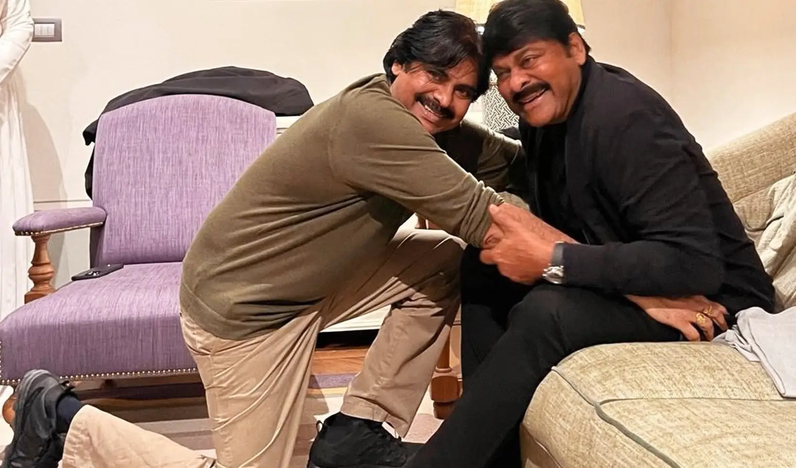 కళ్యాణ్ బాబుపై చిరంజీవి భావోద్వేగ వ్యాఖ్యలు