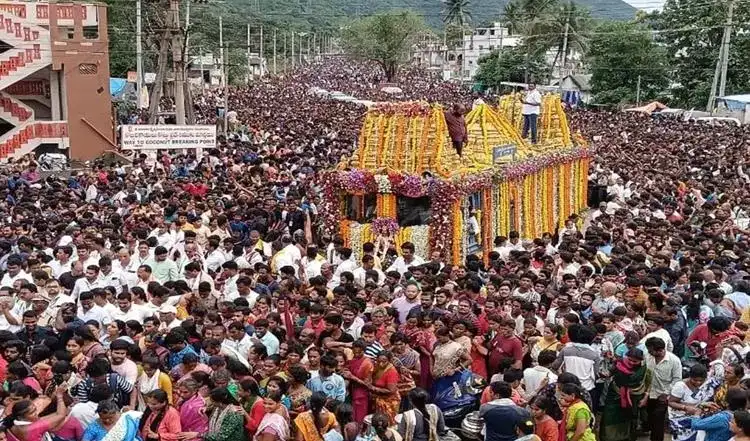 వైభవంగా అప్పన్న సింహగిరి గిరిప్రదక్షిణ మహోత్సవం
