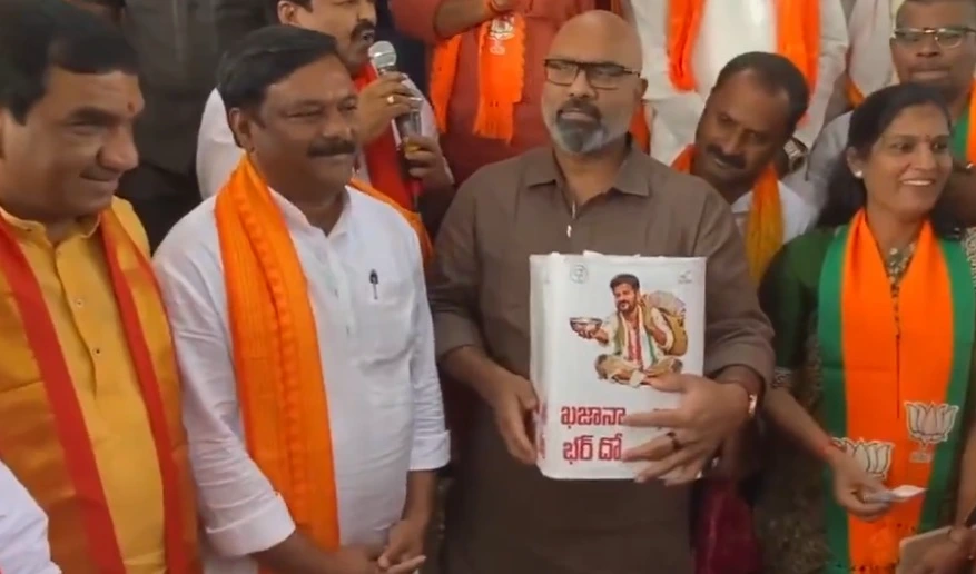 మాధవనగర్ ఫ్లైఓవర్ పనుల ఆలస్యంపై అర్వింద్ విమర్శలు