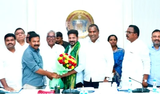 ఎస్సీ, ఎస్టీల అభివృద్ధికి కట్టుబడి ఉన్నాం: రేవంత్