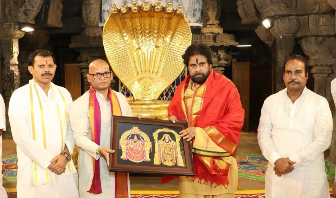శ్రీవారిని దర్శించిన ఏపీ డిప్యూటీ సీఎం పవన్
