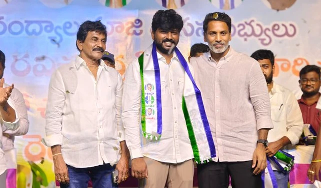 నంద్యాలలో వైసీపీలోకి 500 మందితో భారీ చేరికలు