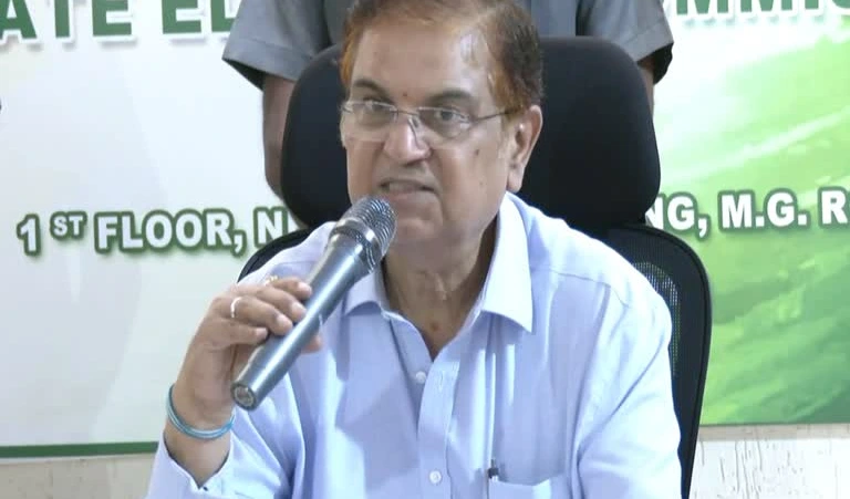 ఏపీలో హింసకు తావులేదు.. ఎస్ఈసీ హెచ్చరిక