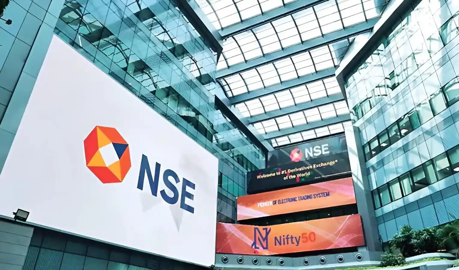 రూ.22,562 కోట్ల NSE IPO.. ఇవీ ప్రధాన రిస్కులు