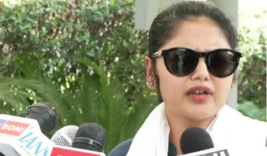 పరీక్షల బిల్లుపై నిర్మాణాత్మక చర్చ జరగాలి: సాయోని