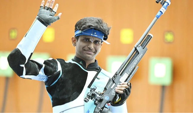 ఏషియన్ గేమ్స్‌లో భారత్‌కు షూటింగ్‌లో రజతం