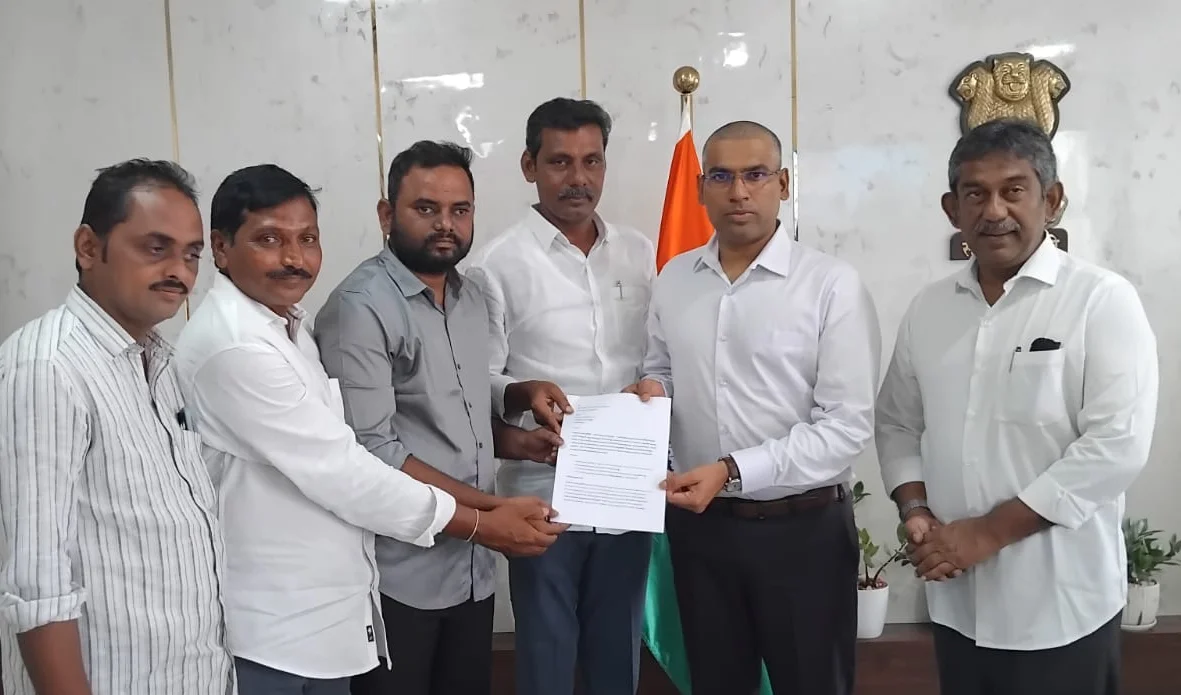 సైదాపురంలో వైఎస్సార్‌సీపీ భేటీ.. కలెక్టర్‌కు వినతులు