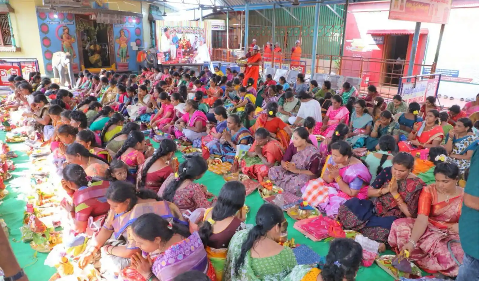 పిఠాపురం ఆడపడుచులకు పవన్ కళ్యాణ్ శ్రావణ కానుక