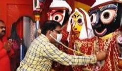 పూరీలో అరుదైన ఆచారం.. 15 రోజుల విశ్రాంతి
