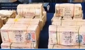 రూ.వెయ్యి నోట్ల రీఎంట్రీపై క్లారిటీ.. ఆ వార్తలు ఫేక్!