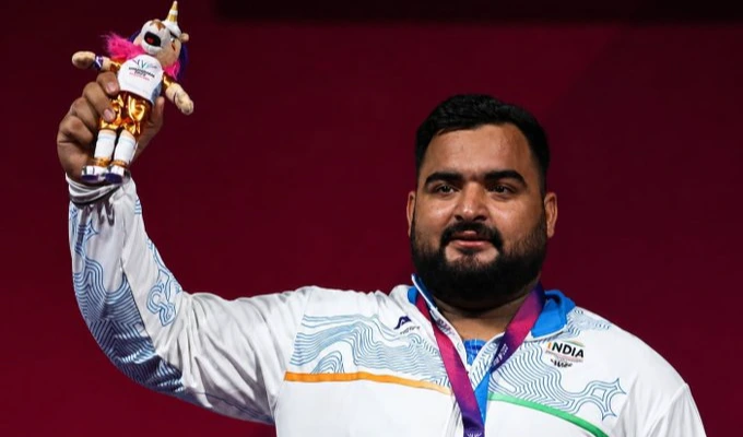 లవ్‌ప్రీత్ సింగ్‌కు కామన్వెల్త్‌లో రజత పతకం