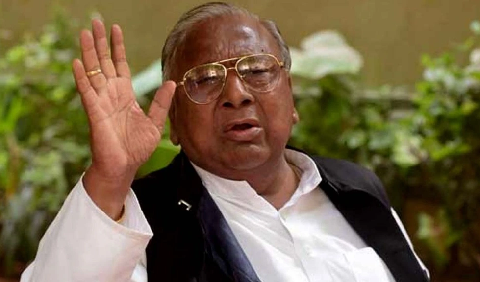 'కల్మా' వివాదం.. కఠిన చర్యలు తీసుకోవాలి: వీహెచ్