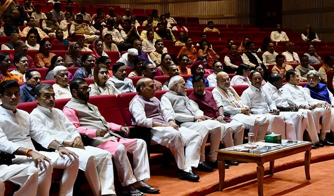 ఎన్‌డీఏ ఎంపీలతో 'మంగళ్ మిలన్' సమావేశంలో ప్రధాని మోదీ
