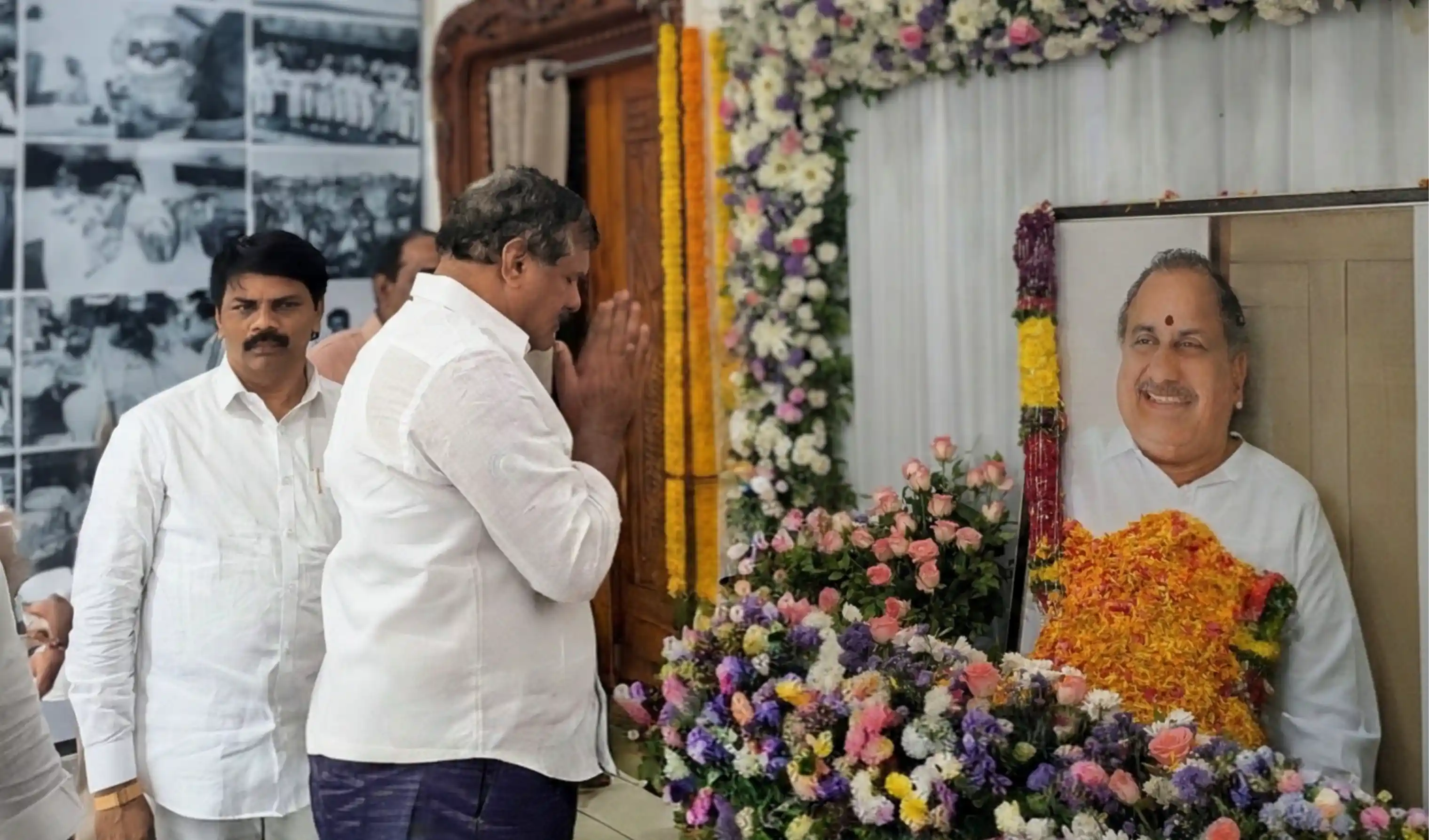 ముద్రగడకు ఘన నివాళి అర్పించిన వైసీపీ నేతలు