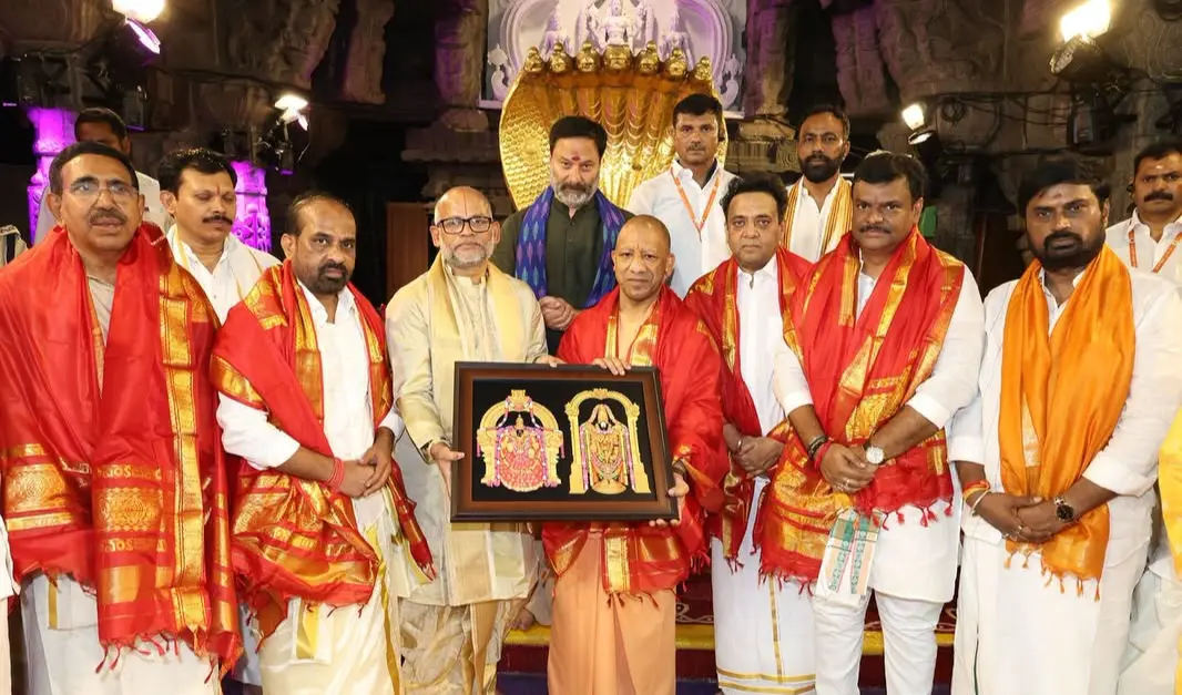 తిరుమల శ్రీవారిని దర్శించుకున్న యోగి ఆదిత్యనాథ్‌.