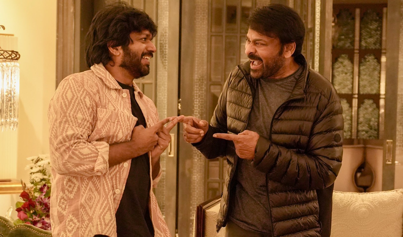 MEGA BLOCKBUSTER RESPONSE :  మెగా బ్లాక్‌బస్టర్‌కు ఘనంగా సంబరాలు - మెగాస్టార్ చిరంజీవిని కలిసిన ‘MSG’ టీమ్