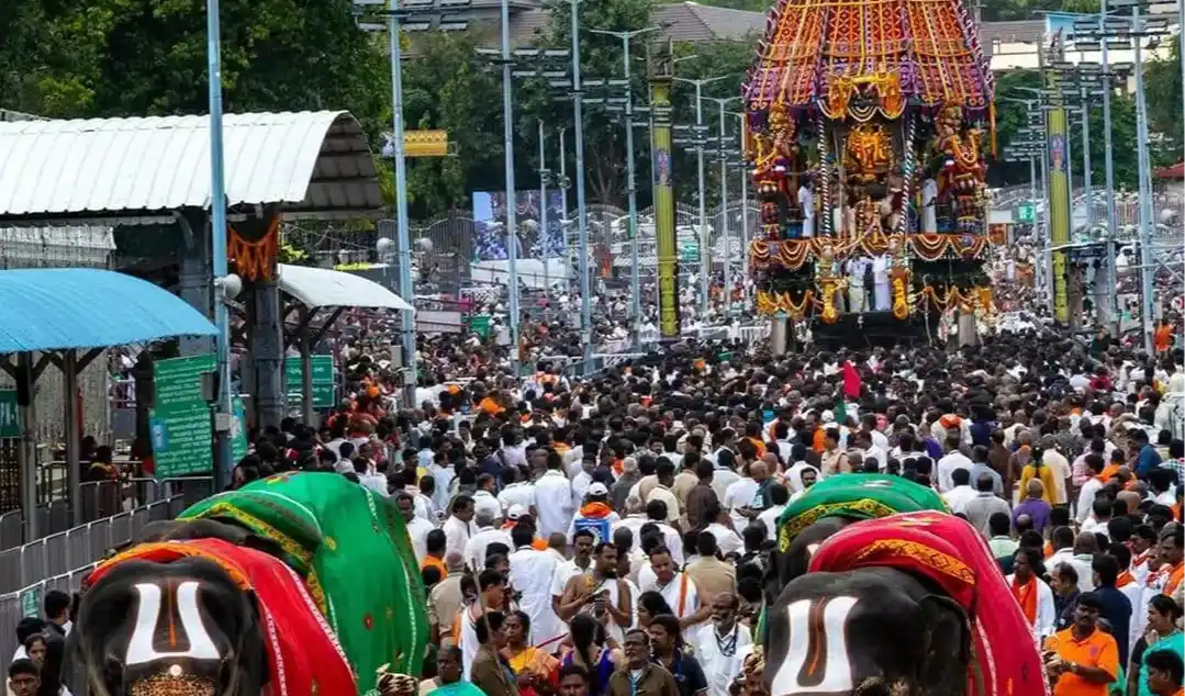 వైభవంగా తిరుమల శ్రీవారి రథోత్సవం