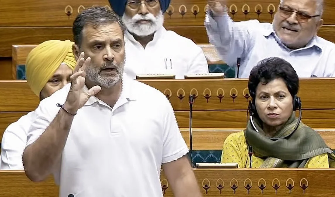 పేపర్ లీక్ బిల్లుపై లోక్‌సభలో రాహుల్ గాంధీ విమర్శలు