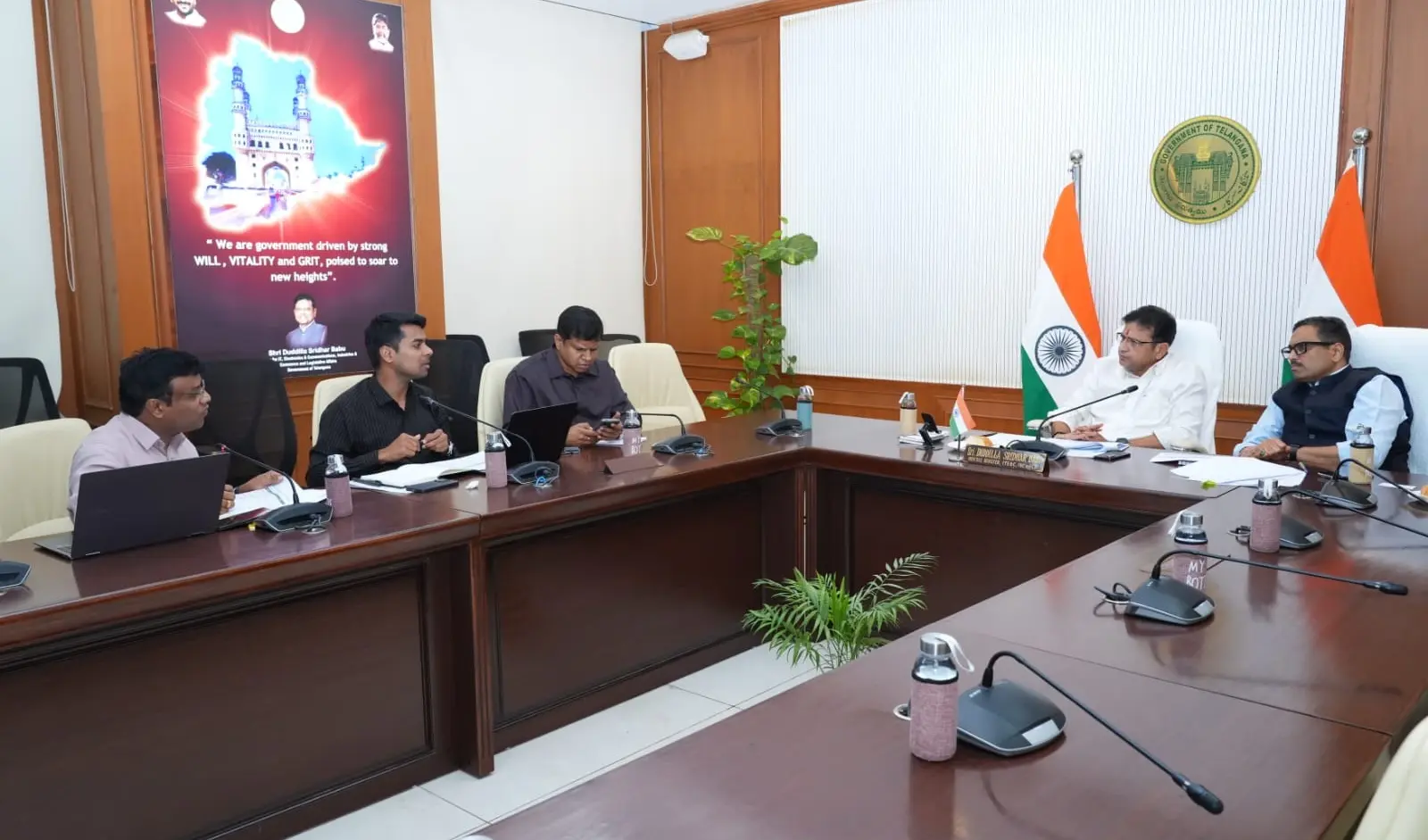 సెప్టెంబర్ 1 నుంచి ప్రభుత్వ కార్యాలయాలకు టీ-ఫైబర్