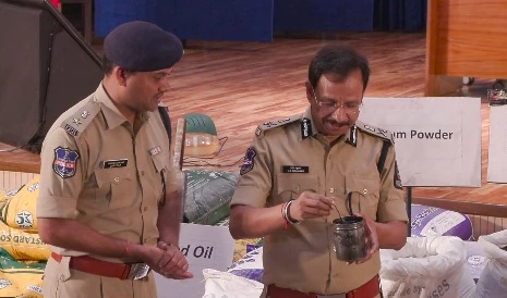 హైదరాబాద్‌లో కల్తీ మసాలాలపై భారీ దాడులు