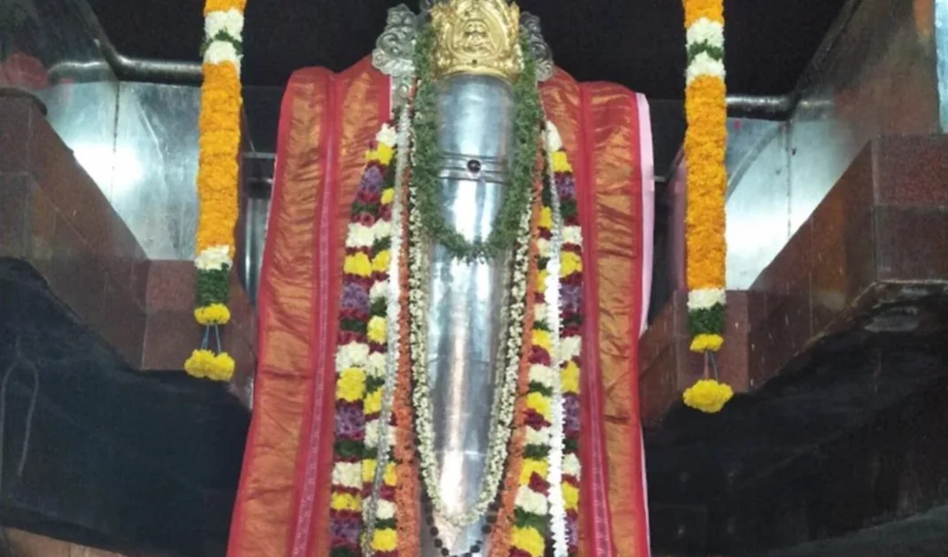పంచారామాల్లో తొలి క్షేత్రం అమరలింగేశ్వర ఆలయం